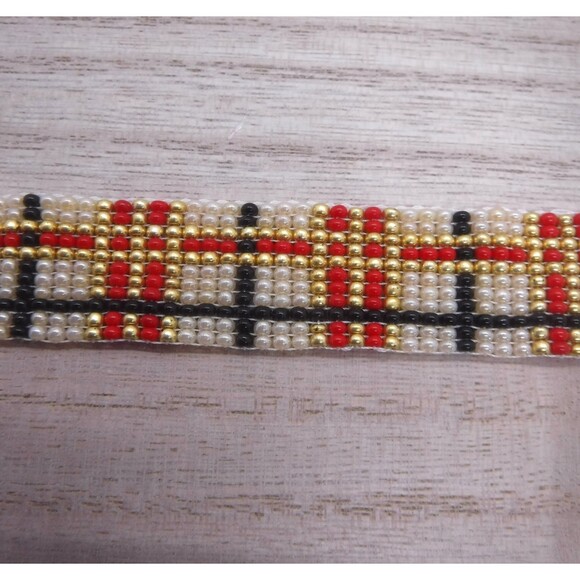 Loom Beaded Bracelet Plaid - Picture 3 of 4